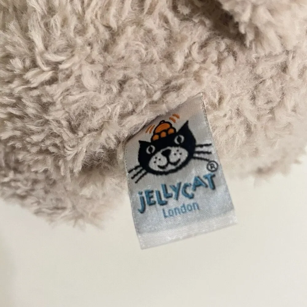 Jellycat huddles bunny